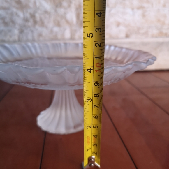 Mikasa Holiday Classic Winter Dreams Footed Bon Bon Pedestal Glass Plate 4" Tall - Picture 7 of 7